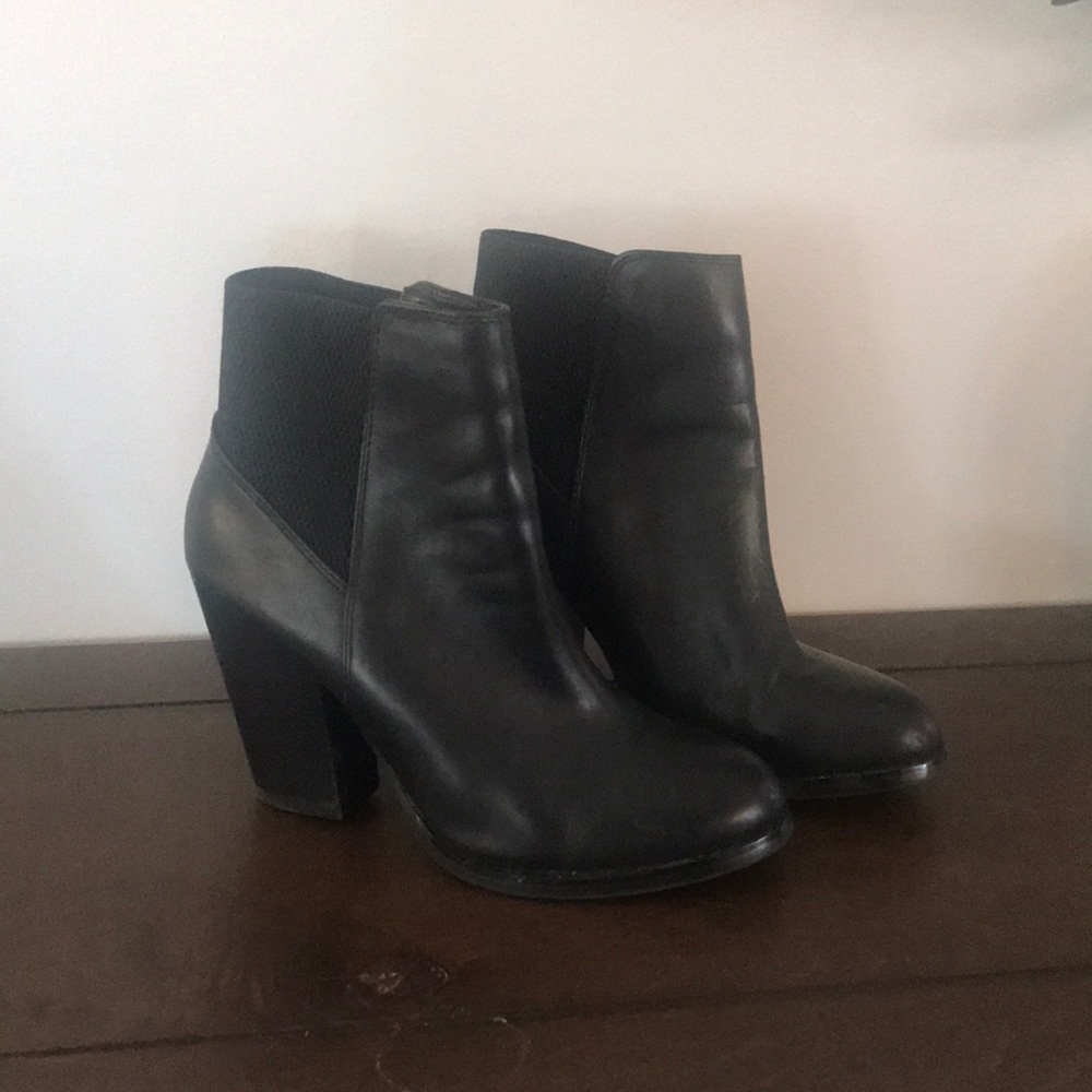 Aldo black booties